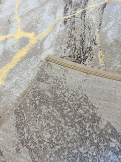 Contemporary Abstract Gray Rug with Gold Accents - 6'6"x9'6"