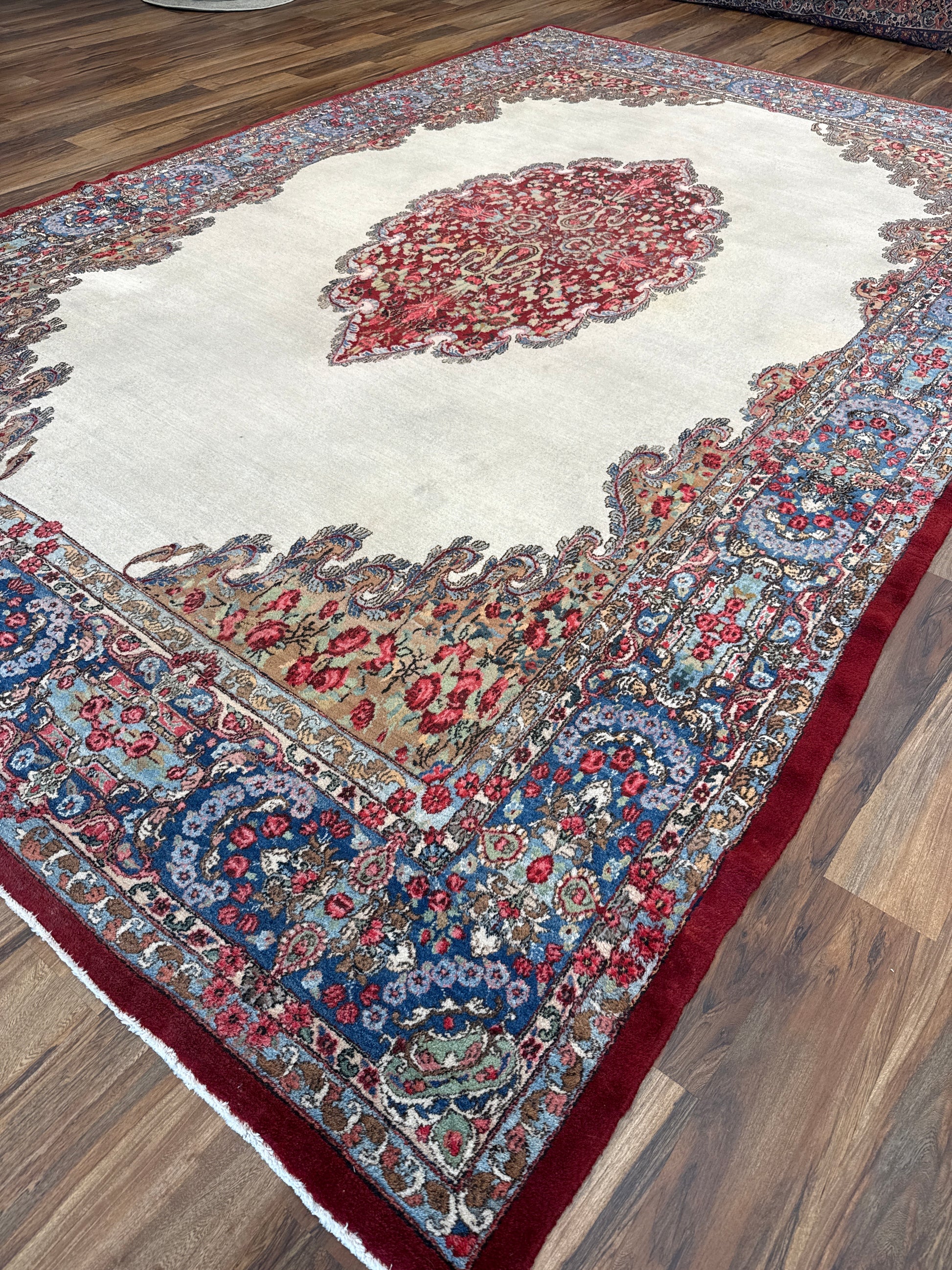 Medallion Traditional Rectangle Ivory & Brown Rug with Gray Border — 1
