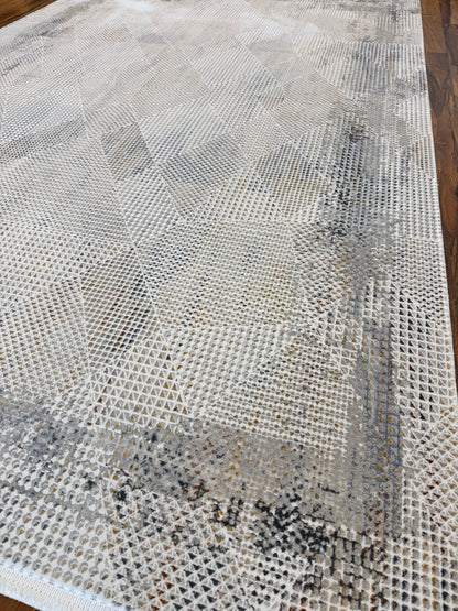 Modern Ivory Rug with Beige & Gray Accents